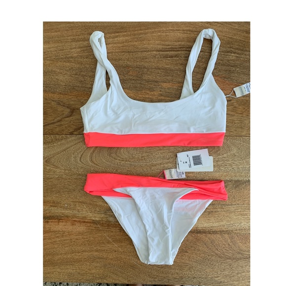 l*space Other - Brand new L*Space bikini- medium